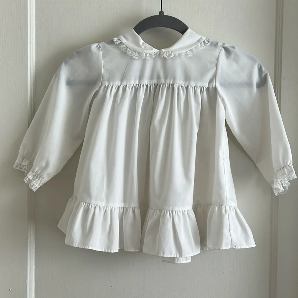 Vintage Child’s Lace Edged Collar Ruffle Hem White Holiday Blouse Top